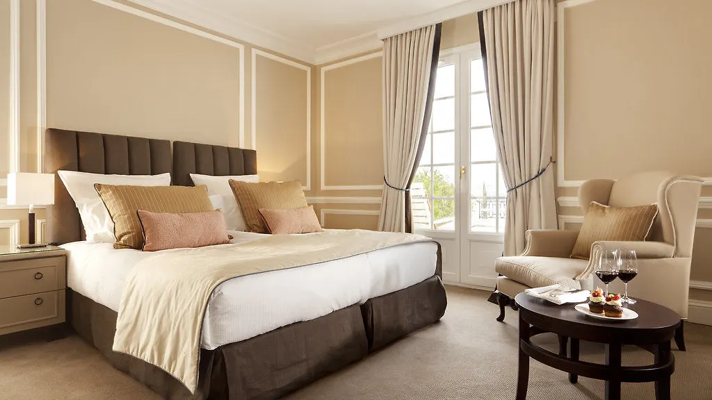 Althoff Hotel Villa Belrose Гассен 5*,  Франция